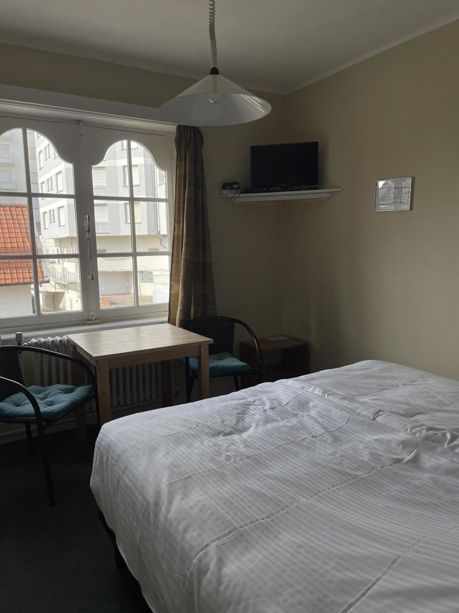 Logies De Wandelaar Aparthotel Middelkerke Exteriör bild